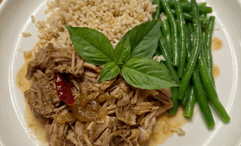 Thai Basil Pork & Green Beans